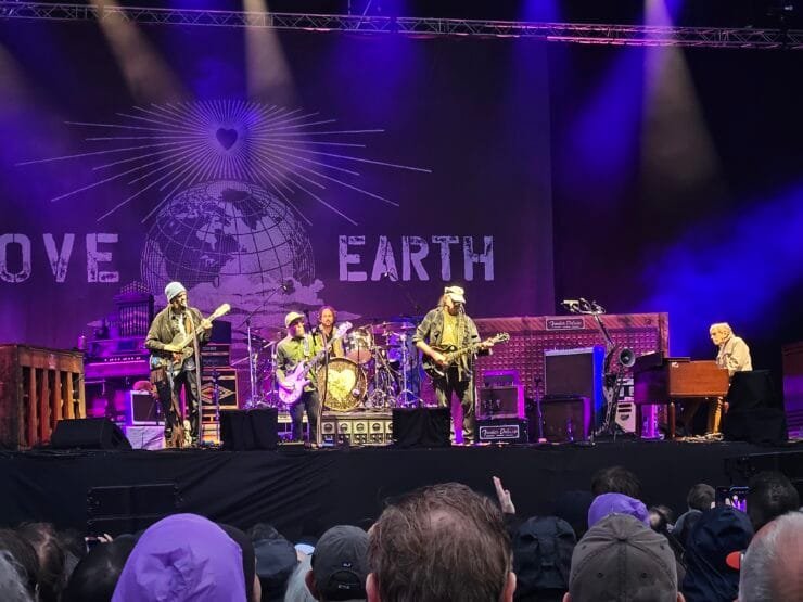 Neil Young & the Chrome Hearts In Malahide Castle